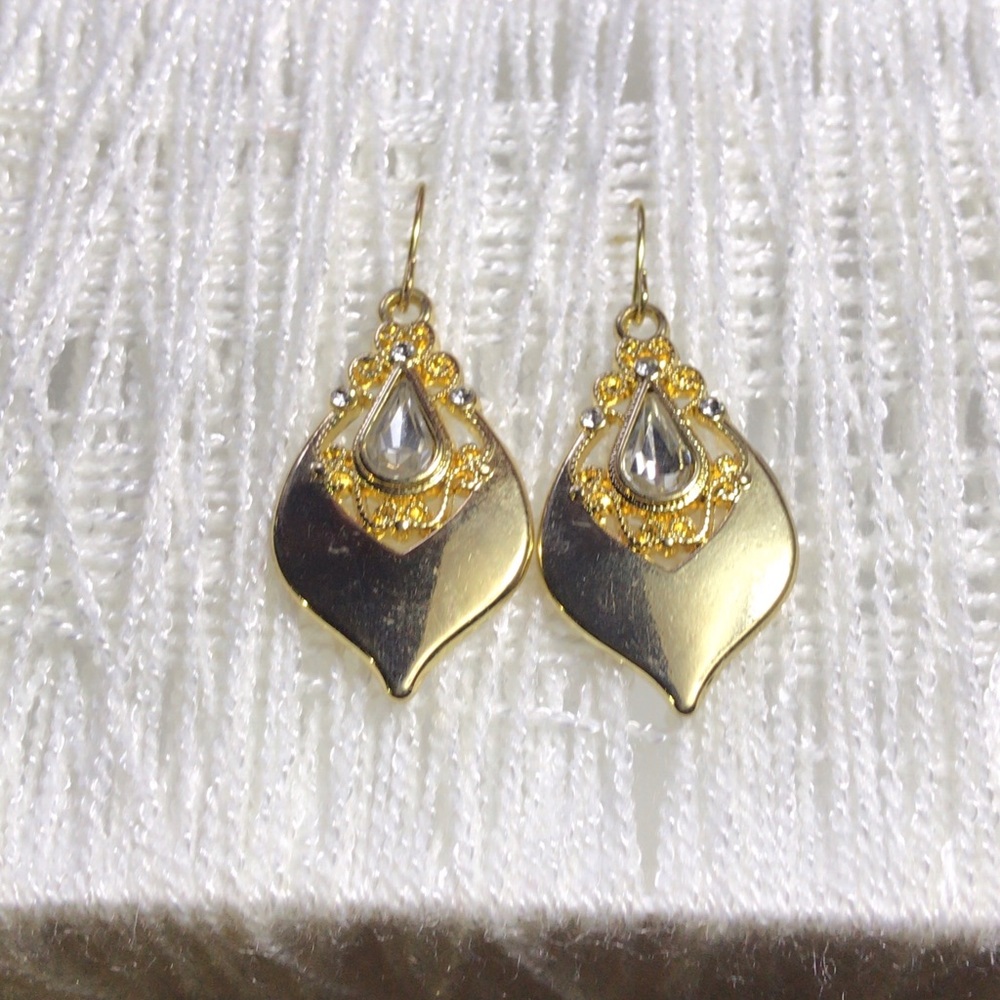 Small fancy earrings